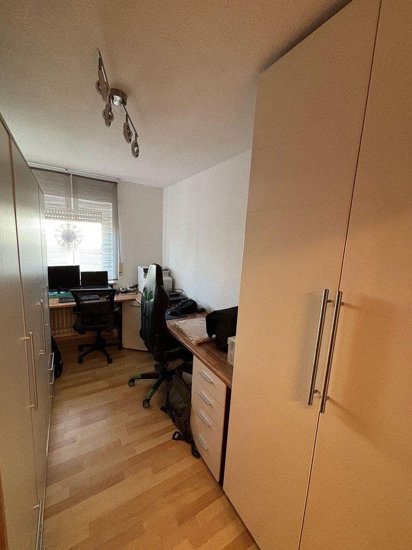 Prenájom bytu 3-izbový 80 m², Simmern/Hunsrück, Porýnie-Falcko Prenájom bytu 3-izbový 80 m², Simmern/Hunsrück, Porýnie-Falcko