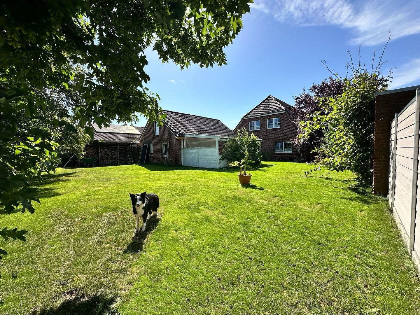 Predaj domu 160 m², pozemok 797 m², Südergast 20, Westerholt, Dolné Sasko Predaj domu 160 m², pozemok 797 m², Südergast 20, Westerholt, Dolné Sasko