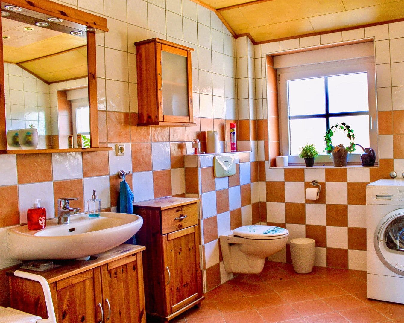 Predaj domu 160 m², pozemok 797 m², Südergast 20, Westerholt, Dolné Sasko Predaj domu 160 m², pozemok 797 m², Südergast 20, Westerholt, Dolné Sasko