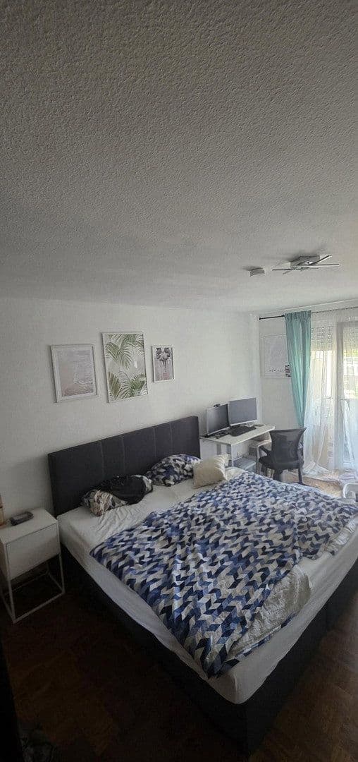 Prenájom bytu 2-izbový 60 m², Walter-Gropius-Str. 1, Reutlingen, Bádensko-Wurttembersko Prenájom bytu 2-izbový 60 m², Walter-Gropius-Str. 1, Reutlingen, Bádensko-Wurttembersko