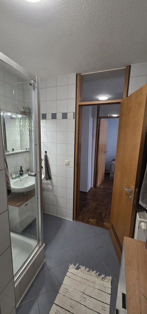 Prenájom bytu 2-izbový 60 m², Walter-Gropius-Str. 1, Reutlingen, Bádensko-Wurttembersko Prenájom bytu 2-izbový 60 m², Walter-Gropius-Str. 1, Reutlingen, Bádensko-Wurttembersko