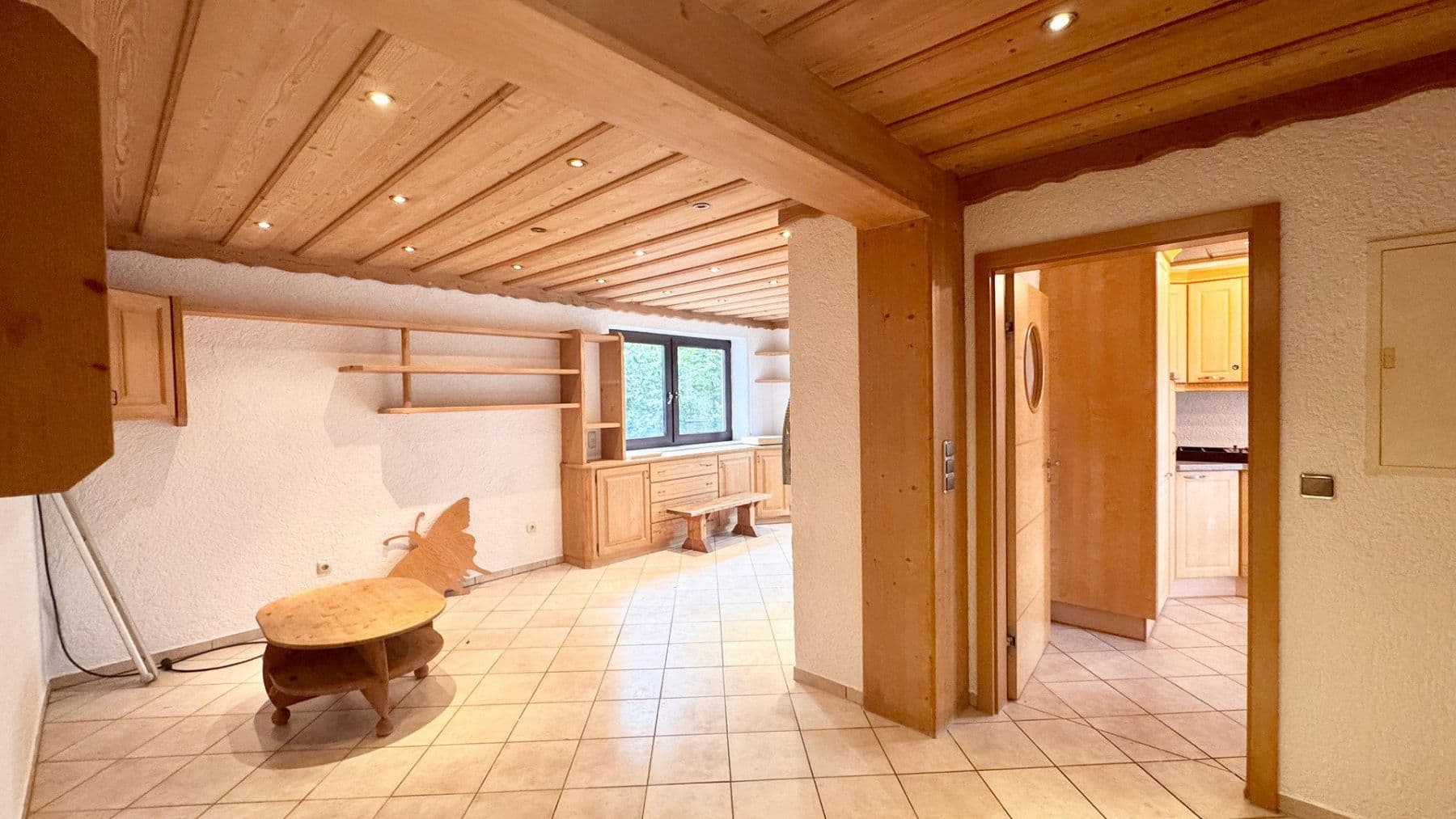 Prenájom bytu 3-izbový 93 m², Greifenklaustraße 10, Reckendorf, Bavorsko Prenájom bytu 3-izbový 93 m², Greifenklaustraße 10, Reckendorf, Bavorsko