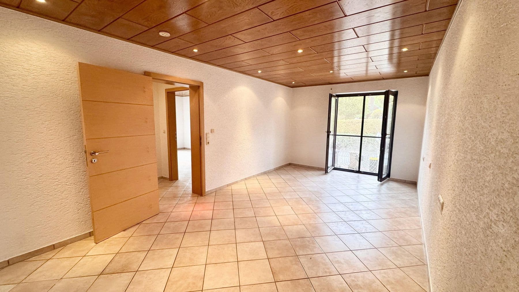 Prenájom bytu 3-izbový 93 m², Greifenklaustraße 10, Reckendorf, Bavorsko Prenájom bytu 3-izbový 93 m², Greifenklaustraße 10, Reckendorf, Bavorsko