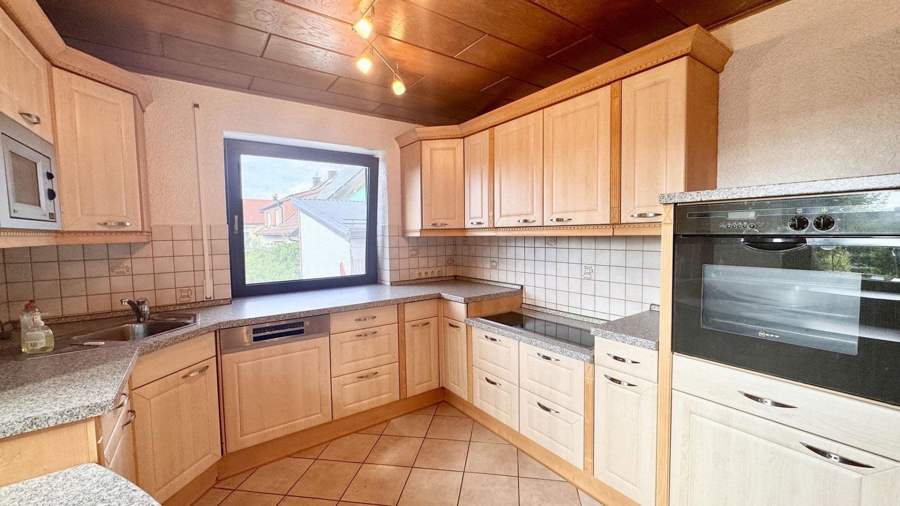 Prenájom bytu 3-izbový 93 m², Greifenklaustraße 10, Reckendorf, Bavorsko Prenájom bytu 3-izbový 93 m², Greifenklaustraße 10, Reckendorf, Bavorsko