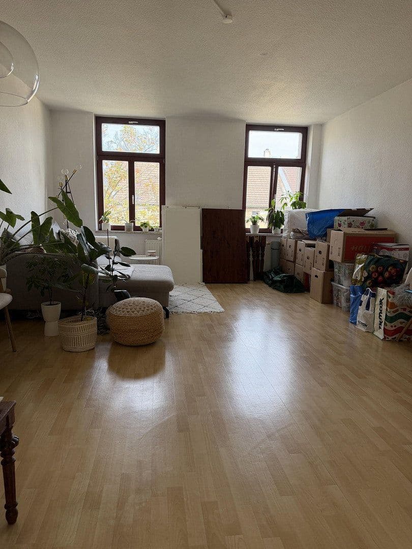 Prenájom bytu 2-izbový 73 m², Halle, Sasko-Anhaltsko Prenájom bytu 2-izbový 73 m², Halle, Sasko-Anhaltsko