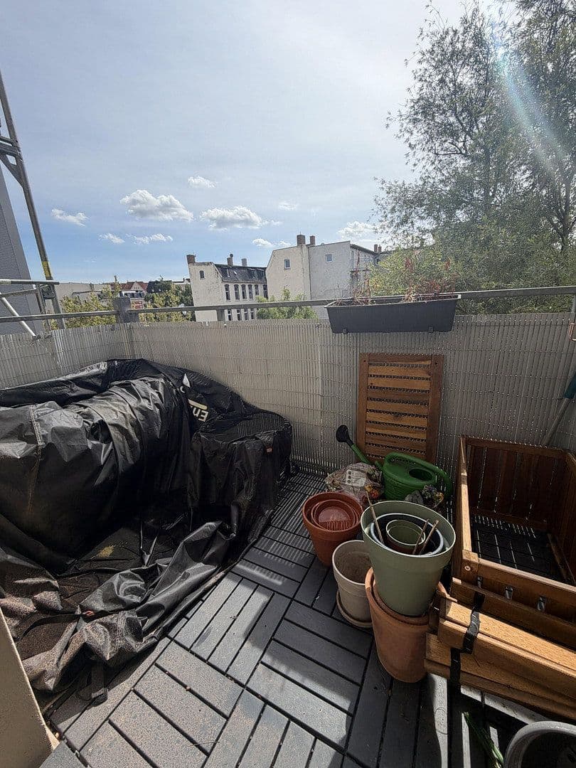 Prenájom bytu 2-izbový 73 m², Halle, Sasko-Anhaltsko Prenájom bytu 2-izbový 73 m², Halle, Sasko-Anhaltsko
