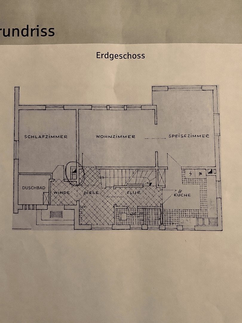 Predaj domu 190 m², pozemok 1.703 m², Böchingen, Porýnie-Falcko Predaj domu 190 m², pozemok 1.703 m², Böchingen, Porýnie-Falcko