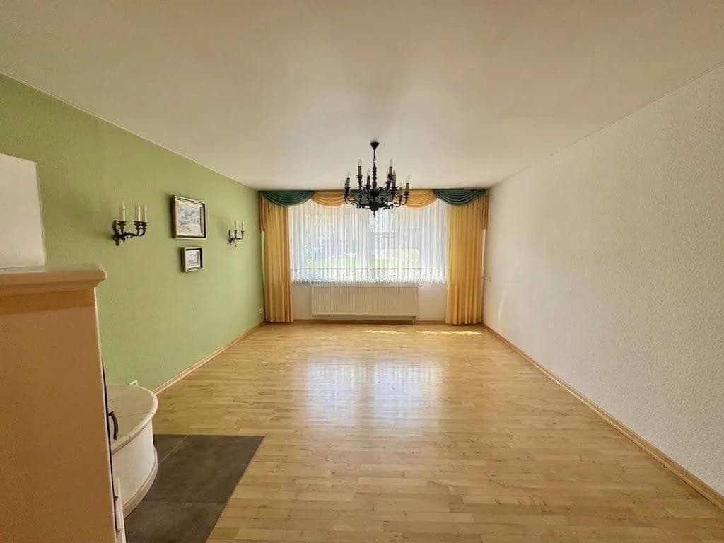 Predaj domu 182 m², pozemok 1.688 m², Alte Handelsstraße 13, Chorin, Brandenbursko Predaj domu 182 m², pozemok 1.688 m², Alte Handelsstraße 13, Chorin, Brandenbursko