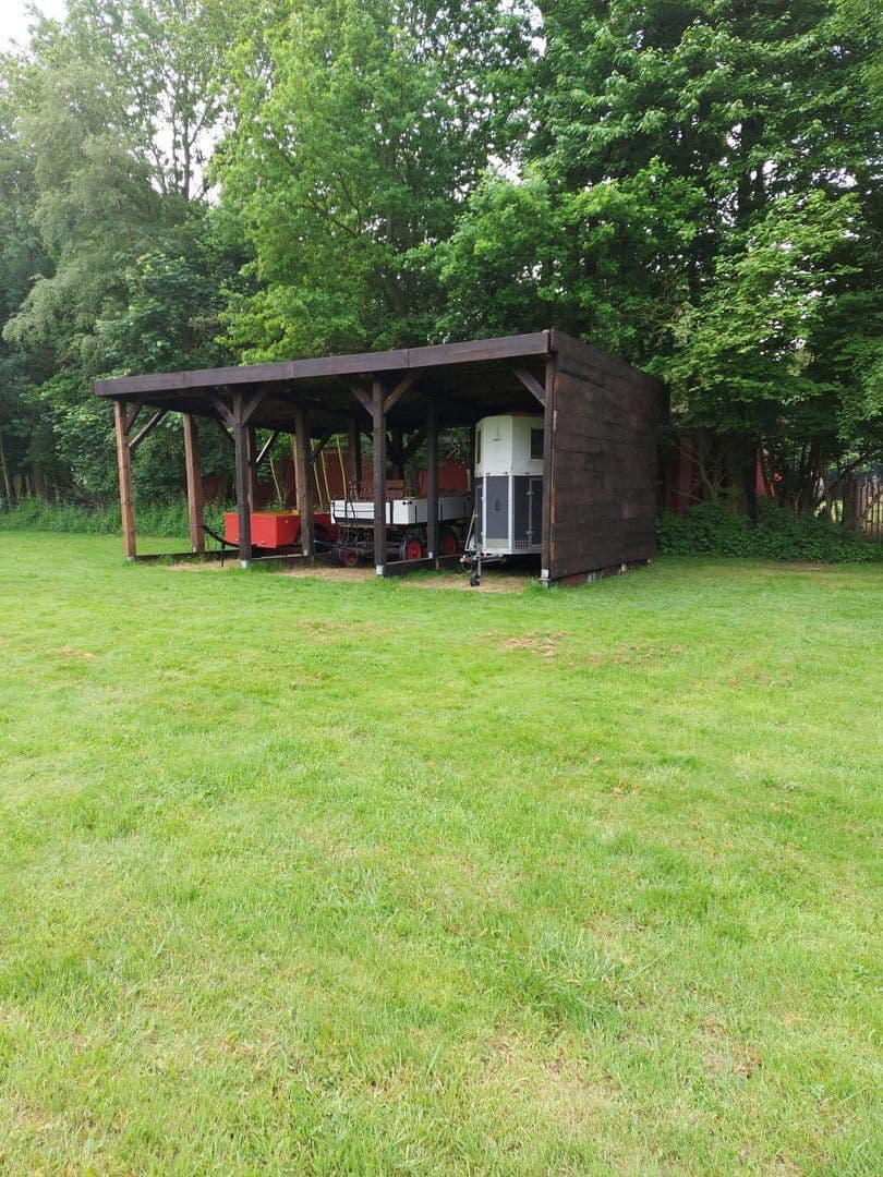 Predaj domu 190 m², pozemok 3.334 m², Dorfstraße 10, Rehhorst, Šlezvicko-Holštajnsko Predaj domu 190 m², pozemok 3.334 m², Dorfstraße 10, Rehhorst, Šlezvicko-Holštajnsko