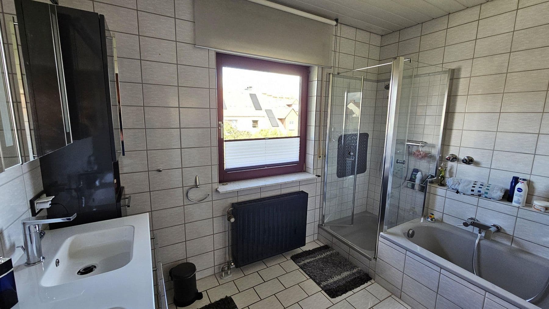Predaj domu 133 m², pozemok 412 m², Baunatal, Hesensko Predaj domu 133 m², pozemok 412 m², Baunatal, Hesensko