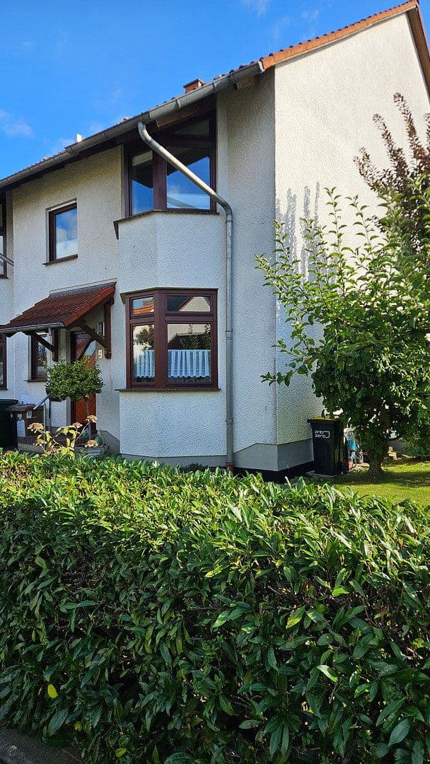 Predaj domu 133 m², pozemok 412 m², Baunatal, Hesensko Predaj domu 133 m², pozemok 412 m², Baunatal, Hesensko
