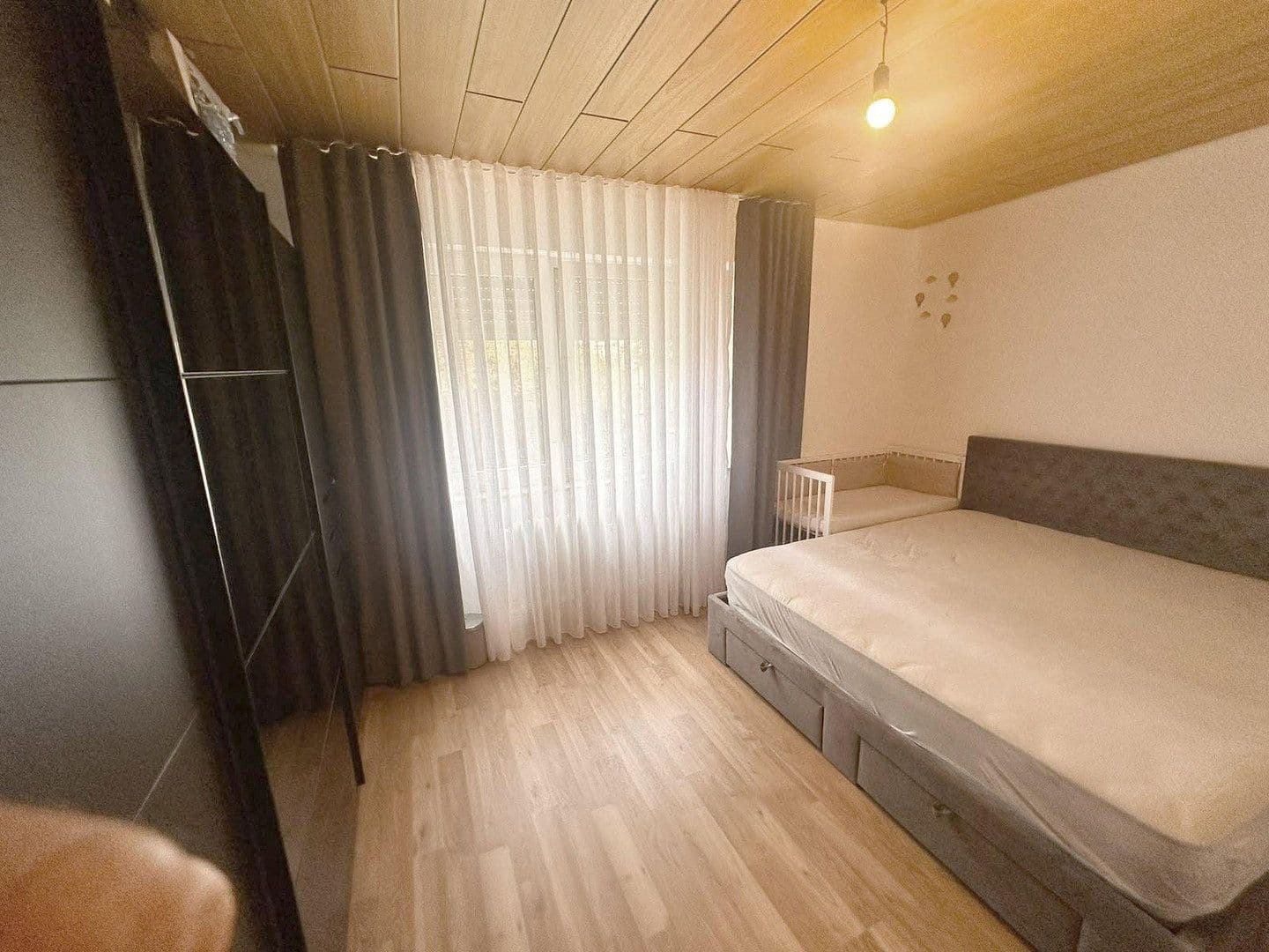 Prenájom bytu 3-izbový 68 m², Ulm, Bádensko-Wurttembersko Prenájom bytu 3-izbový 68 m², Ulm, Bádensko-Wurttembersko