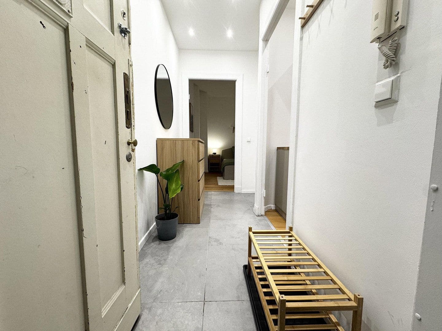 Prenájom bytu 1-izbový 32 m², Friedrich-Wilhelm-Str. 64, Berlin, Berlín Prenájom bytu 1-izbový 32 m², Friedrich-Wilhelm-Str. 64, Berlin, Berlín