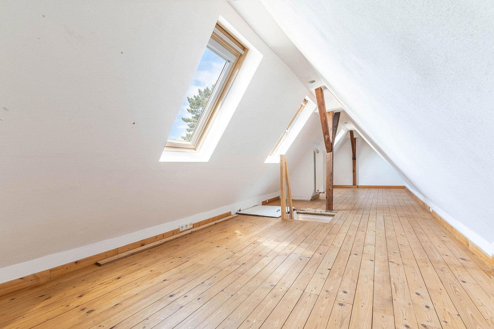 Predaj domu 92 m², pozemok 556 m², Kleinmachnow, Brandenbursko Predaj domu 92 m², pozemok 556 m², Kleinmachnow, Brandenbursko