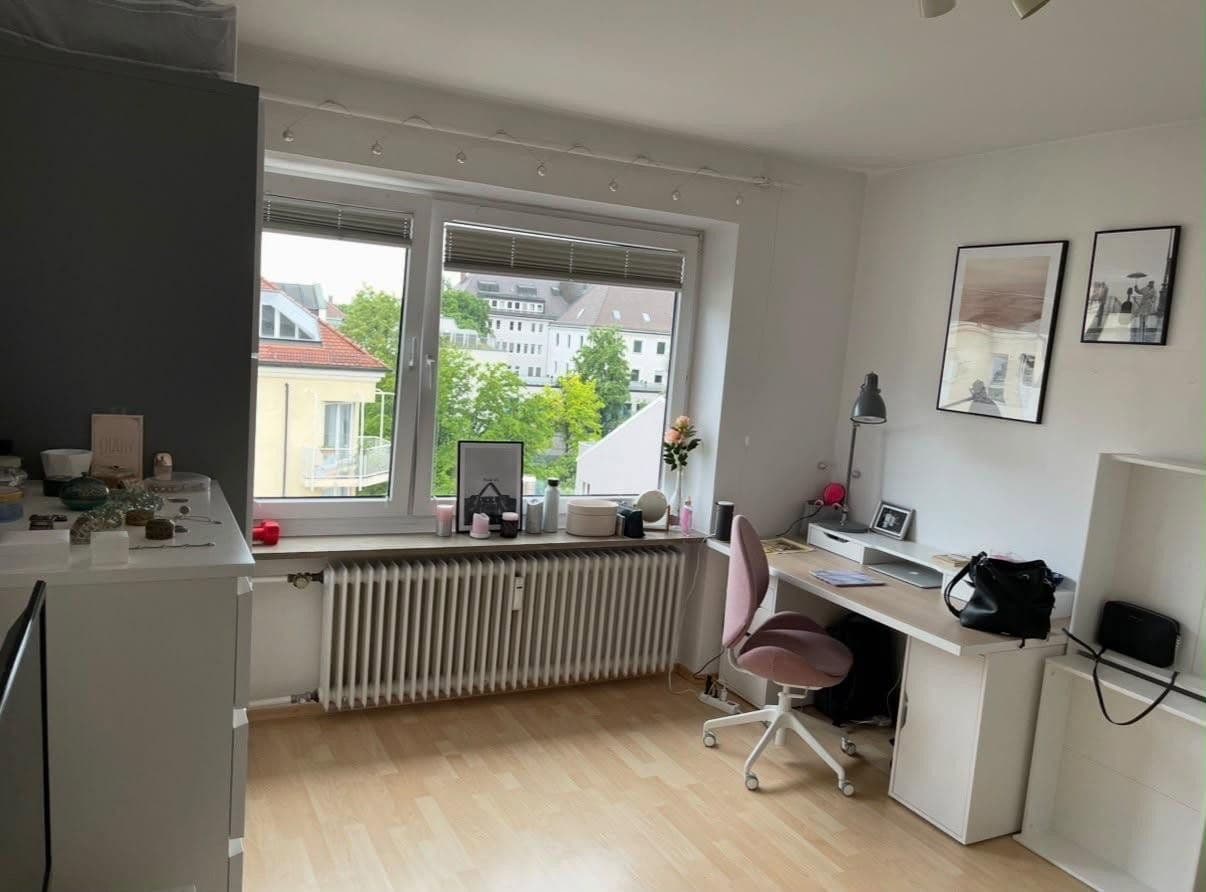 Prenájom bytu 3-izbový 68 m², München, Bavorsko Prenájom bytu 3-izbový 68 m², München, Bavorsko