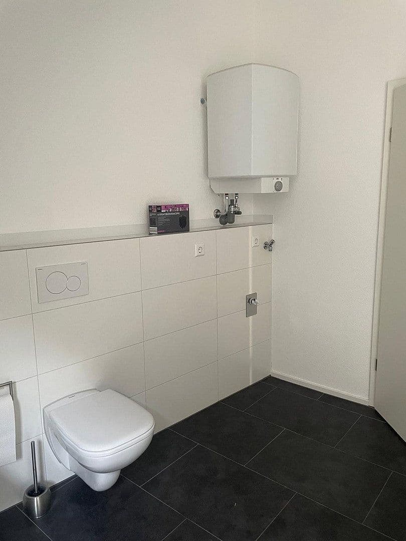 Prenájom bytu 2-izbový 75 m², Schwäbisch Gmünd, Bádensko-Wurttembersko Prenájom bytu 2-izbový 75 m², Schwäbisch Gmünd, Bádensko-Wurttembersko