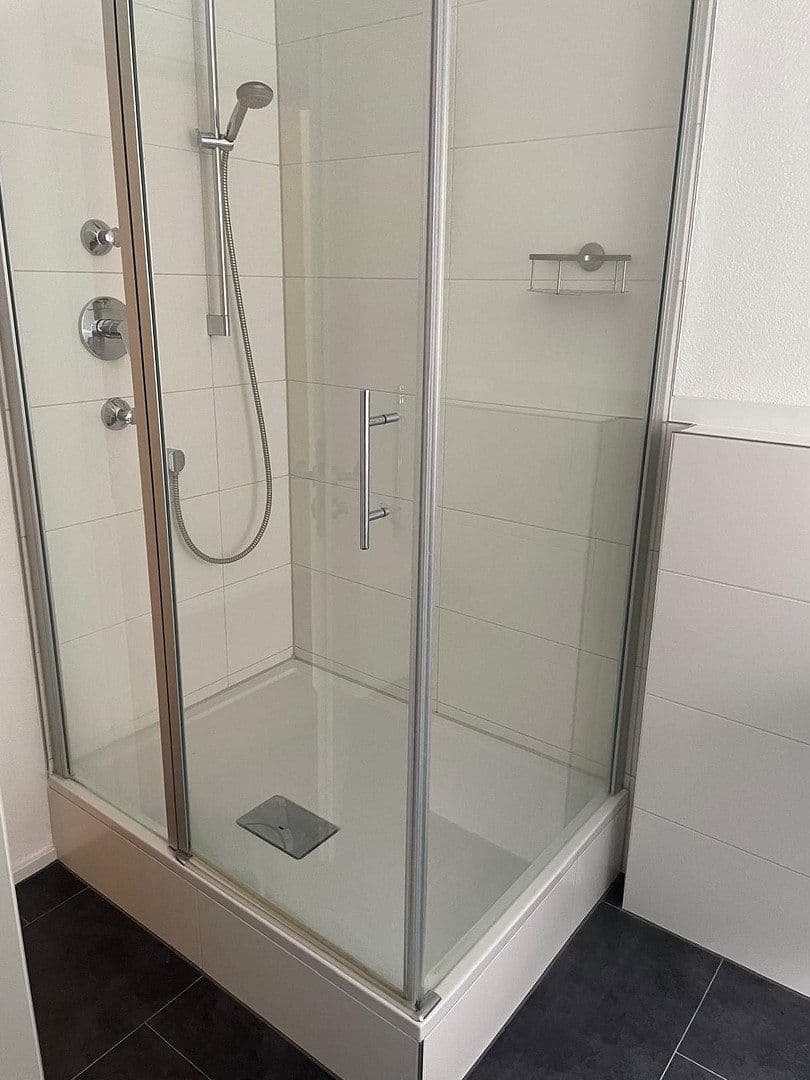 Prenájom bytu 2-izbový 75 m², Schwäbisch Gmünd, Bádensko-Wurttembersko Prenájom bytu 2-izbový 75 m², Schwäbisch Gmünd, Bádensko-Wurttembersko