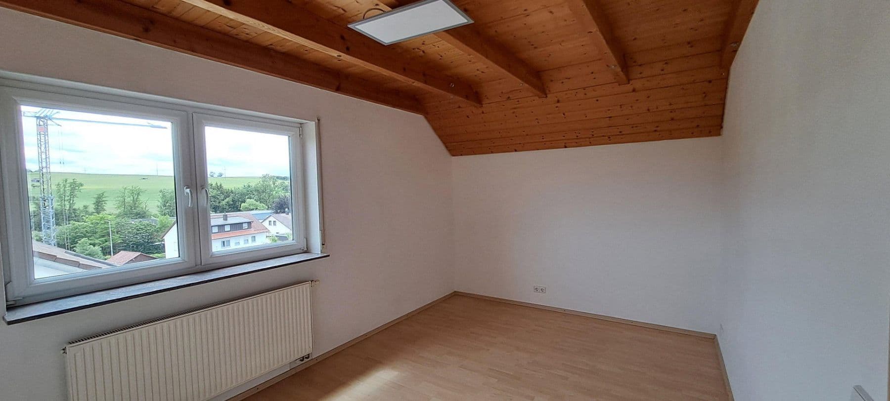 Prenájom bytu 3-izbový 120 m², Birenbach, Bádensko-Wurttembersko Prenájom bytu 3-izbový 120 m², Birenbach, Bádensko-Wurttembersko