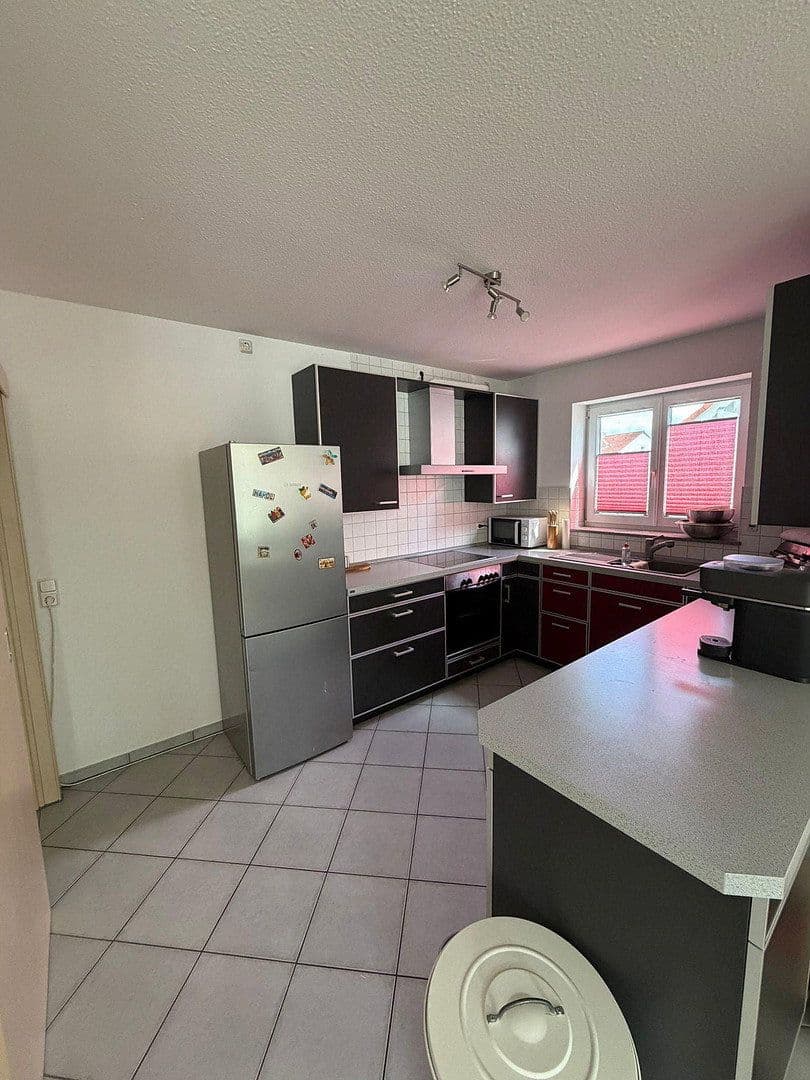Prenájom bytu 4-izbový 91 m², Nersingen, Bavorsko Prenájom bytu 4-izbový 91 m², Nersingen, Bavorsko