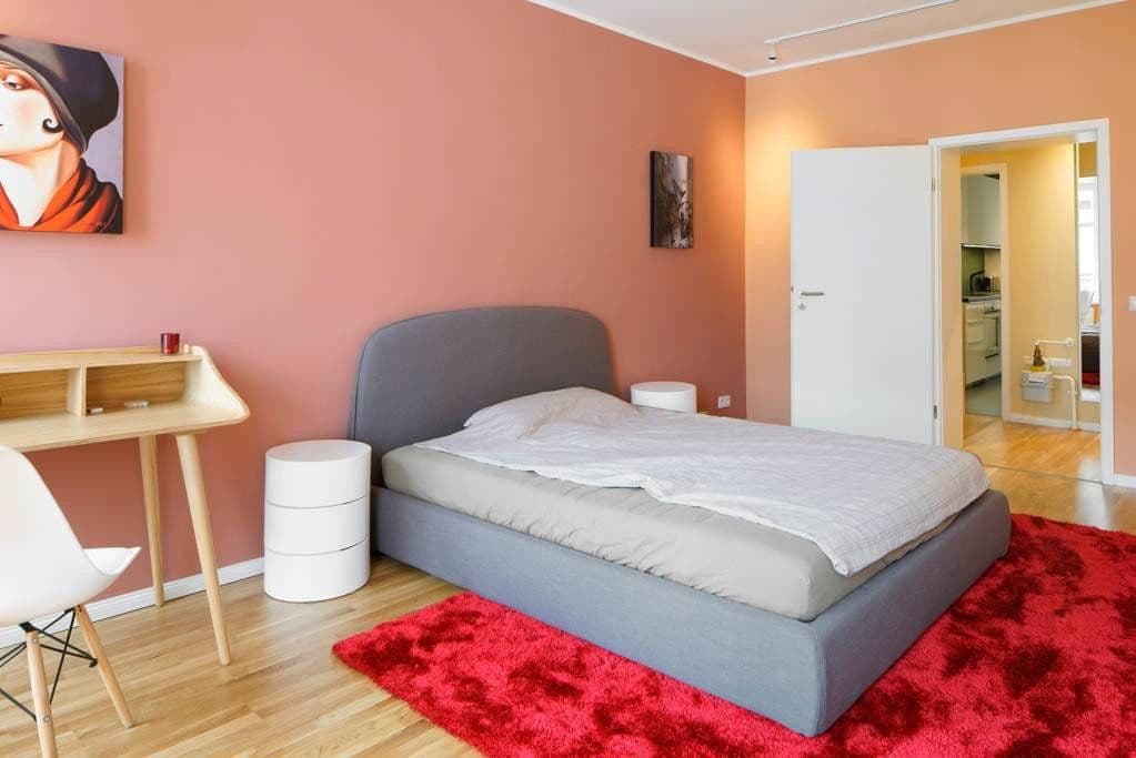 Predaj bytu 3-izbový 102 m², Metzer Straße 25, Berlin, Berlín Predaj bytu 3-izbový 102 m², Metzer Straße 25, Berlin, Berlín