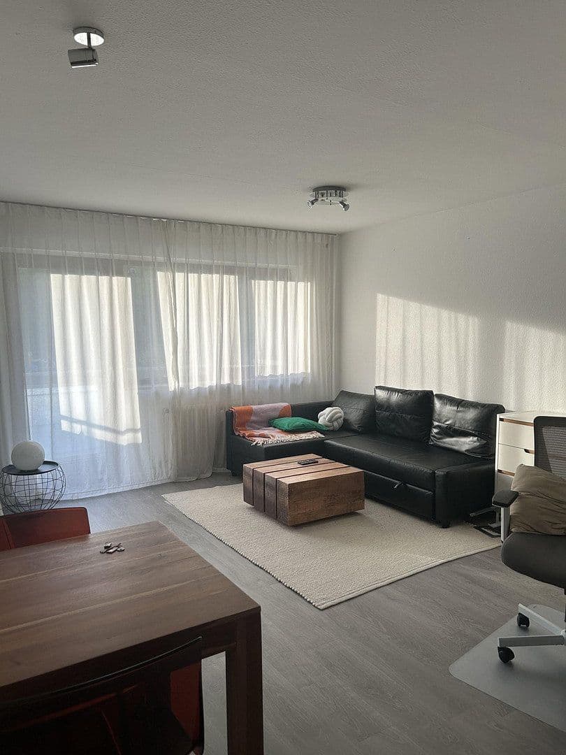 Prenájom bytu 2-izbový 55 m², Aschaffenburg, Bavorsko Prenájom bytu 2-izbový 55 m², Aschaffenburg, Bavorsko