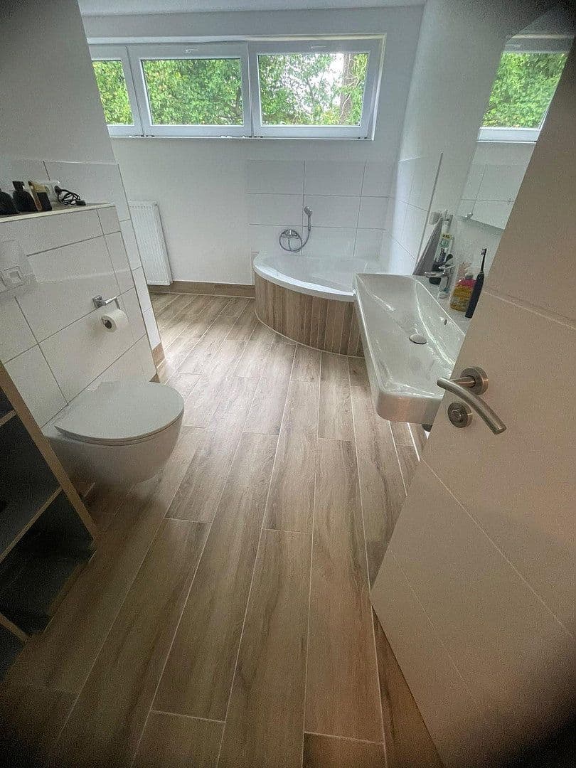 Prenájom bytu 4-izbový 120 m², An der Junkerei 3, Wilhelmshaven, Dolné Sasko Prenájom bytu 4-izbový 120 m², An der Junkerei 3, Wilhelmshaven, Dolné Sasko