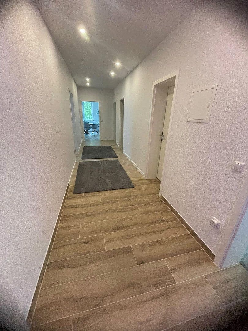 Prenájom bytu 4-izbový 120 m², An der Junkerei 3, Wilhelmshaven, Dolné Sasko Prenájom bytu 4-izbový 120 m², An der Junkerei 3, Wilhelmshaven, Dolné Sasko