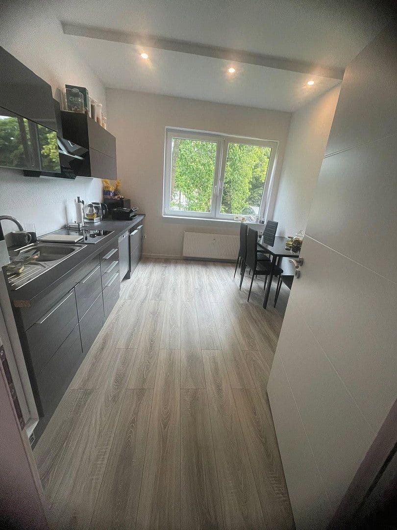 Prenájom bytu 4-izbový 120 m², An der Junkerei 3, Wilhelmshaven, Dolné Sasko Prenájom bytu 4-izbový 120 m², An der Junkerei 3, Wilhelmshaven, Dolné Sasko