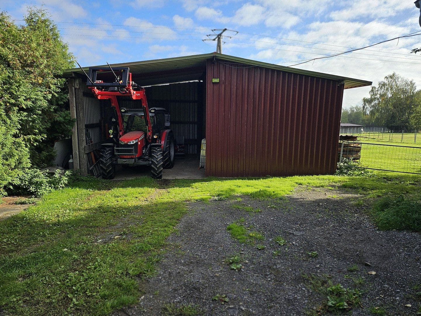 Predaj domu 280 m², pozemok 25.000 m², Busenhausen, Porýnie-Falcko Predaj domu 280 m², pozemok 25.000 m², Busenhausen, Porýnie-Falcko