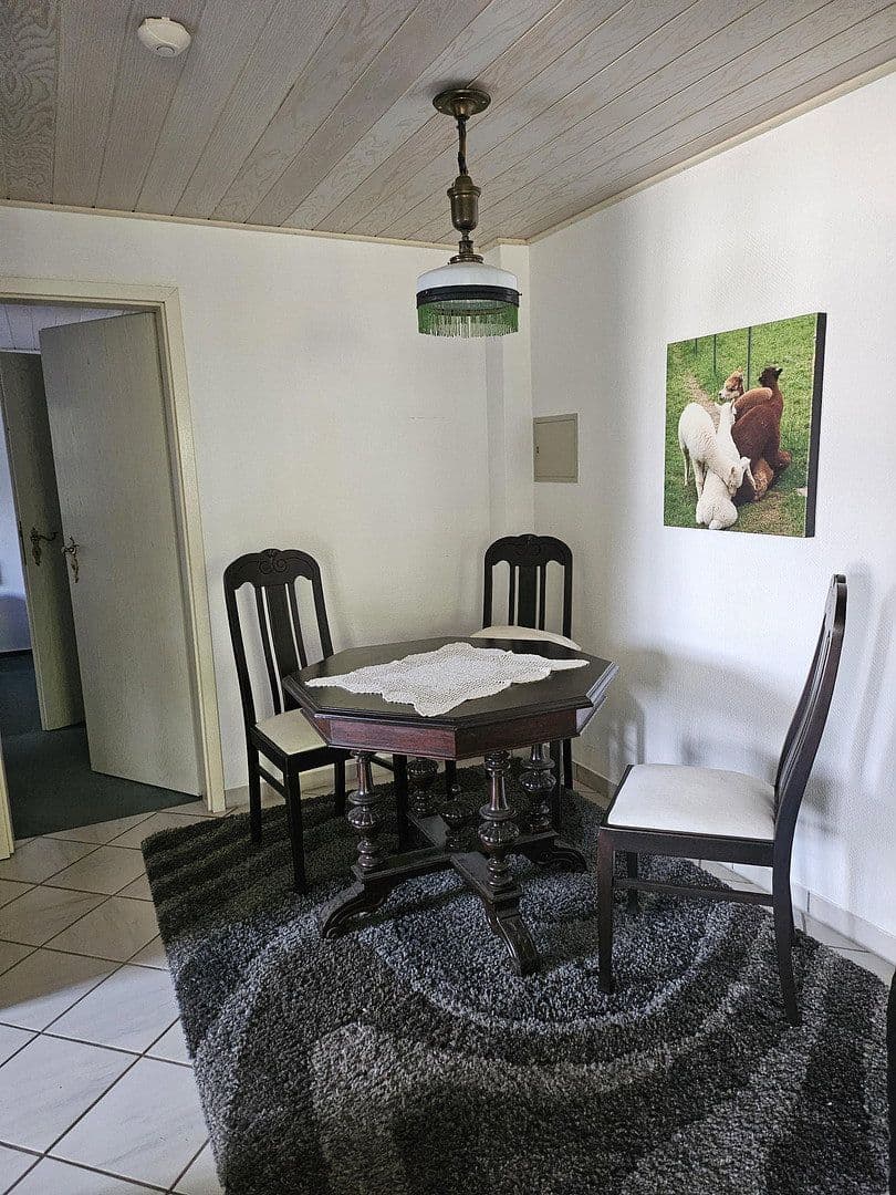 Predaj domu 280 m², pozemok 25.000 m², Busenhausen, Porýnie-Falcko Predaj domu 280 m², pozemok 25.000 m², Busenhausen, Porýnie-Falcko