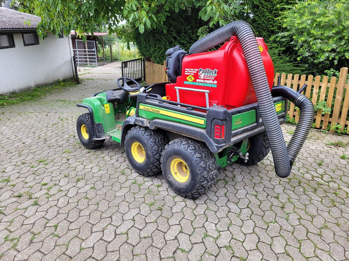 Predaj domu 280 m², pozemok 25.000 m², Busenhausen, Porýnie-Falcko Predaj domu 280 m², pozemok 25.000 m², Busenhausen, Porýnie-Falcko