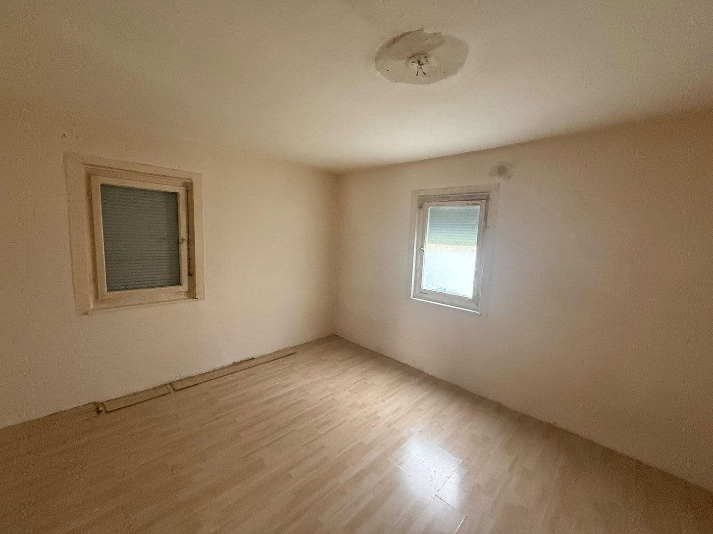 Predaj domu 75 m², pozemok 662 m², Poststraße 4, Bretzfeld, Bádensko-Wurttembersko Predaj domu 75 m², pozemok 662 m², Poststraße 4, Bretzfeld, Bádensko-Wurttembersko