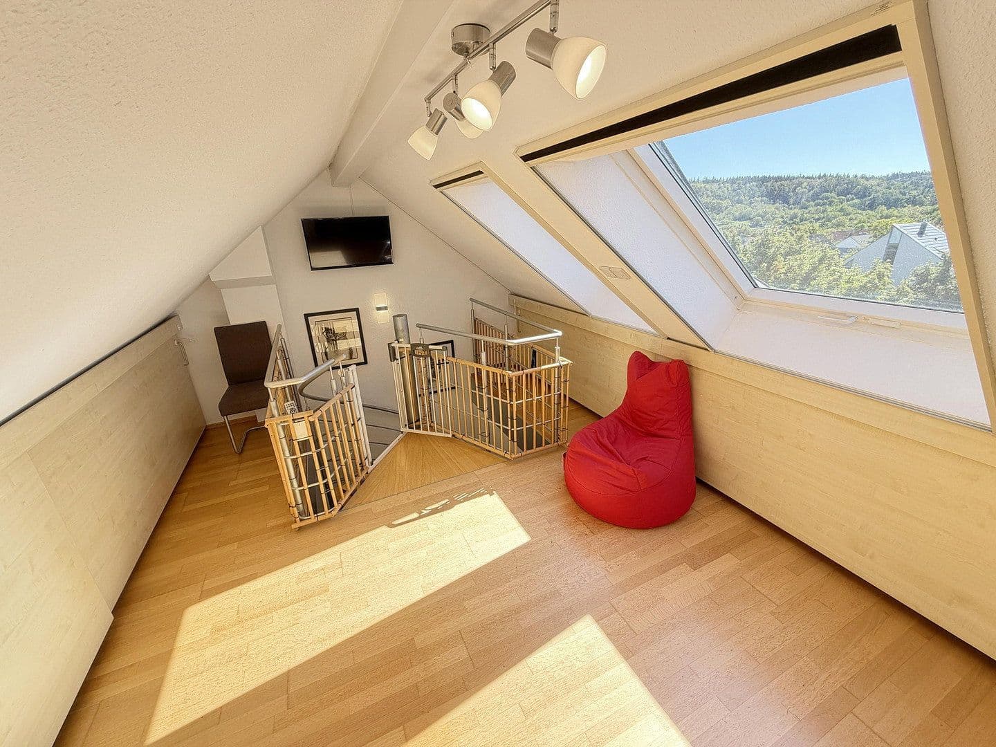 Predaj bytu 3-izbový 95 m², Hermann-Hesse-Straße 36, Nufringen, Bádensko-Wurttembersko Predaj bytu 3-izbový 95 m², Hermann-Hesse-Straße 36, Nufringen, Bádensko-Wurttembersko