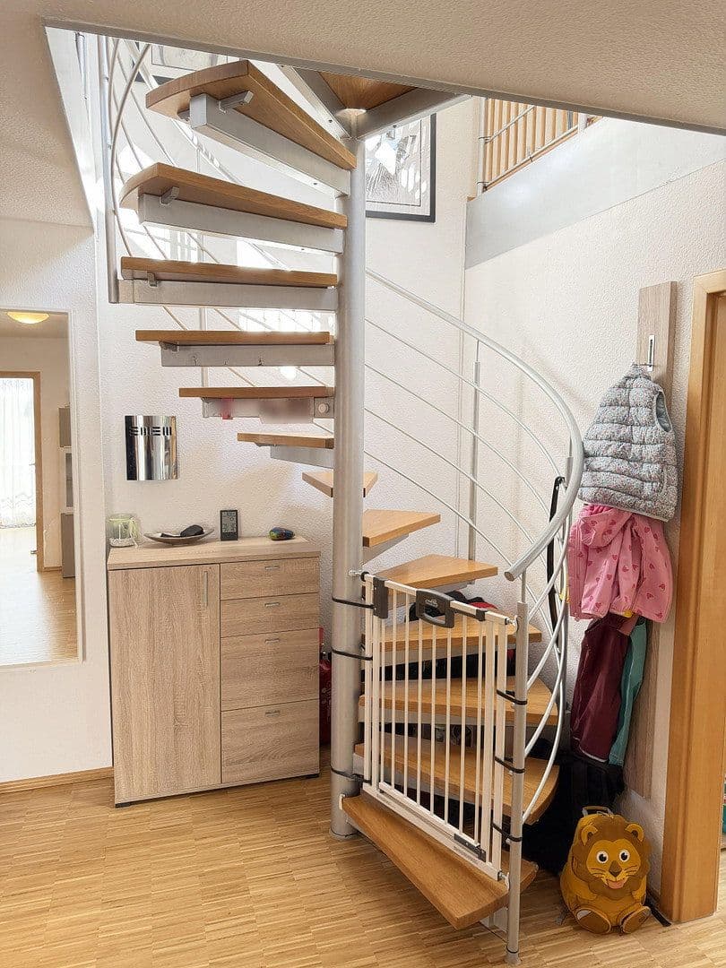 Predaj bytu 3-izbový 95 m², Hermann-Hesse-Straße 36, Nufringen, Bádensko-Wurttembersko Predaj bytu 3-izbový 95 m², Hermann-Hesse-Straße 36, Nufringen, Bádensko-Wurttembersko