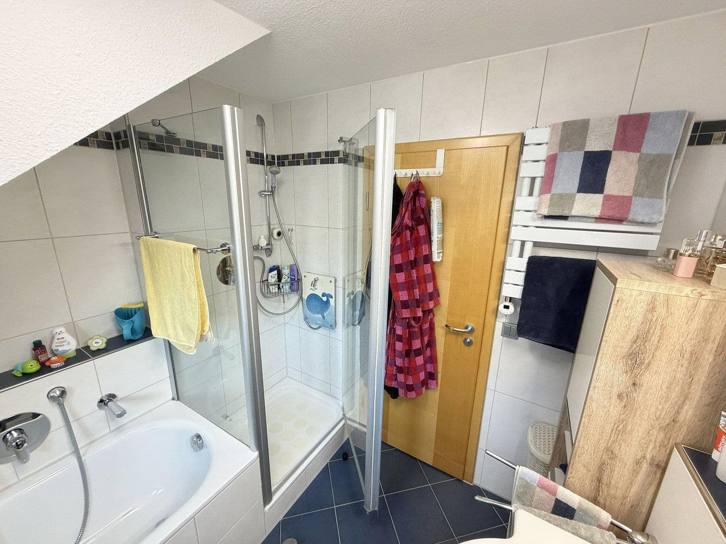 Predaj bytu 3-izbový 95 m², Hermann-Hesse-Straße 36, Nufringen, Bádensko-Wurttembersko Predaj bytu 3-izbový 95 m², Hermann-Hesse-Straße 36, Nufringen, Bádensko-Wurttembersko