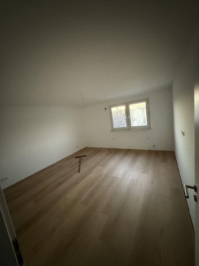 Prenájom bytu 3-izbový 85 m², Bendorf, Porýnie-Falcko Prenájom bytu 3-izbový 85 m², Bendorf, Porýnie-Falcko