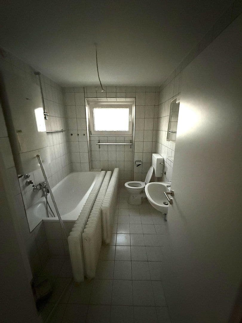 Prenájom bytu 3-izbový 85 m², Bendorf, Porýnie-Falcko Prenájom bytu 3-izbový 85 m², Bendorf, Porýnie-Falcko