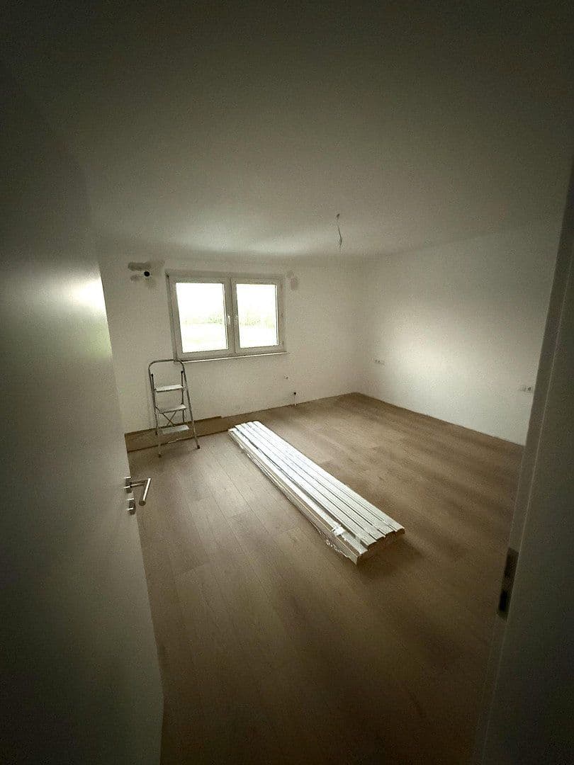 Prenájom bytu 3-izbový 85 m², Bendorf, Porýnie-Falcko Prenájom bytu 3-izbový 85 m², Bendorf, Porýnie-Falcko