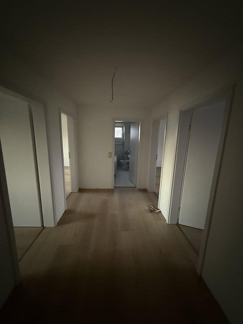 Prenájom bytu 3-izbový 85 m², Bendorf, Porýnie-Falcko Prenájom bytu 3-izbový 85 m², Bendorf, Porýnie-Falcko