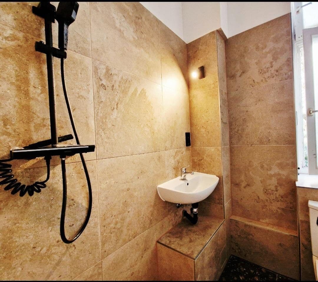 Predaj bytu 4-izbový 85 m², Wilhelmstadt Spandau Berlin, Berlín Predaj bytu 4-izbový 85 m², Wilhelmstadt Spandau Berlin, Berlín