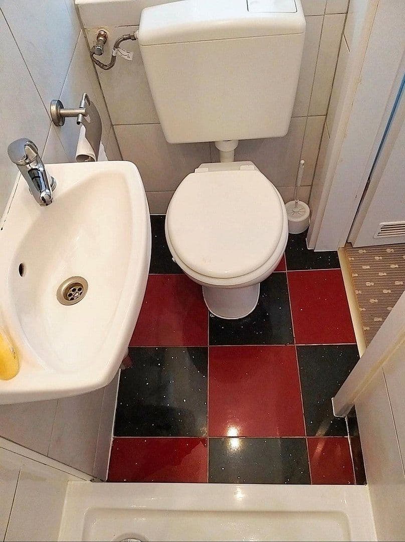 Predaj bytu 4-izbový 85 m², Wilhelmstadt Spandau Berlin, Berlín Predaj bytu 4-izbový 85 m², Wilhelmstadt Spandau Berlin, Berlín