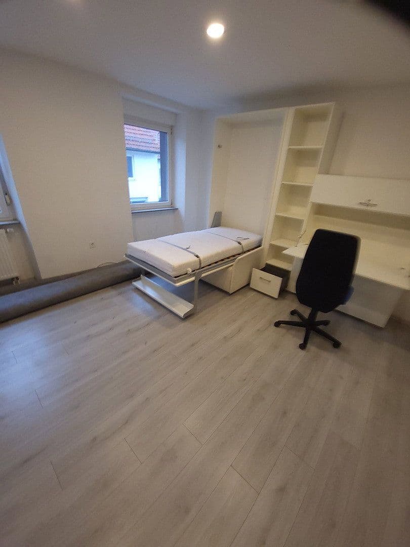 Prenájom bytu 1-izbový 23 m², Oberer Wingertweg 8, Niefern-Öschelbronn, Bádensko-Wurttembersko Prenájom bytu 1-izbový 23 m², Oberer Wingertweg 8, Niefern-Öschelbronn, Bádensko-Wurttembersko