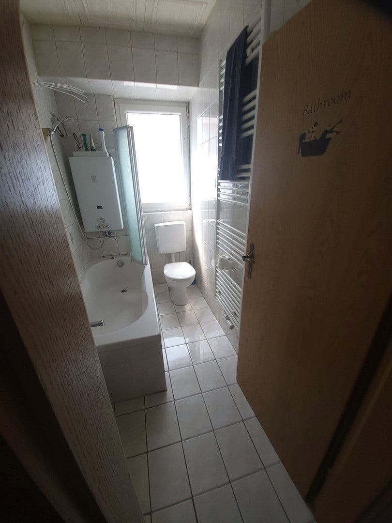 Prenájom bytu 1-izbový 23 m², Oberer Wingertweg 8, Niefern-Öschelbronn, Bádensko-Wurttembersko Prenájom bytu 1-izbový 23 m², Oberer Wingertweg 8, Niefern-Öschelbronn, Bádensko-Wurttembersko