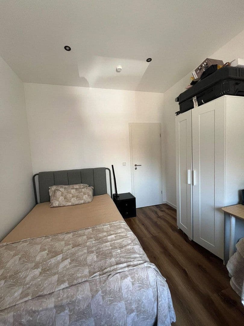 Prenájom bytu 15 m², Hummelsteiner Weg 80, Nürnberg, Bavorsko Prenájom bytu 15 m², Hummelsteiner Weg 80, Nürnberg, Bavorsko