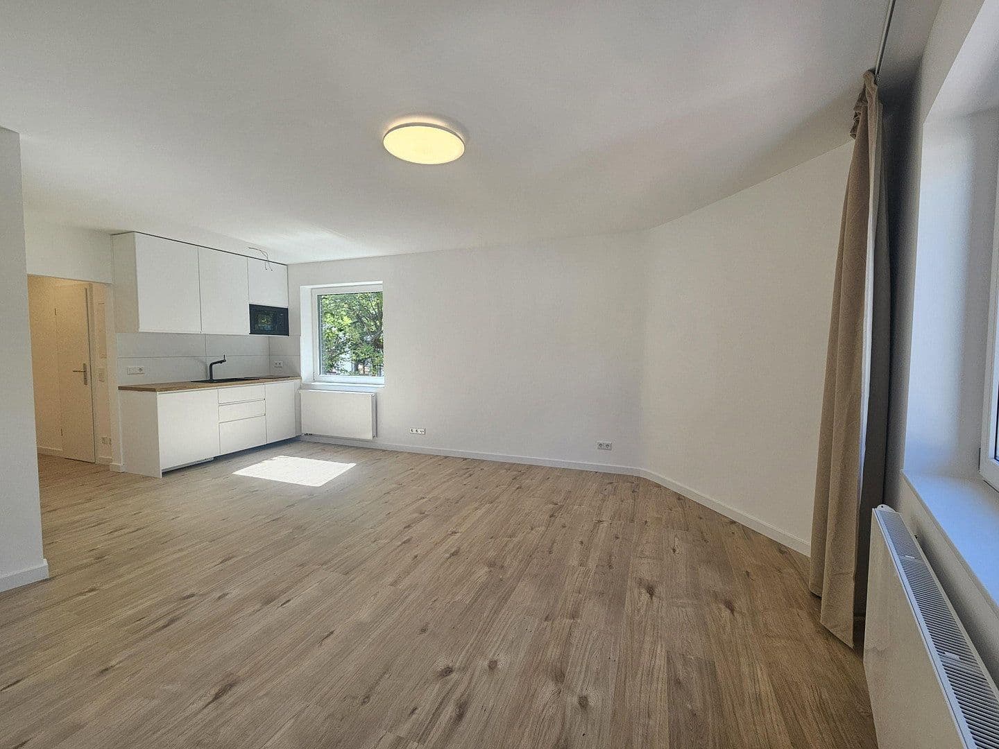 Prenájom bytu 1-izbový 35 m², Lorettostr. 60, Düsseldorf, Severné Porýnie - Westfálsko Prenájom bytu 1-izbový 35 m², Lorettostr. 60, Düsseldorf, Severné Porýnie - Westfálsko