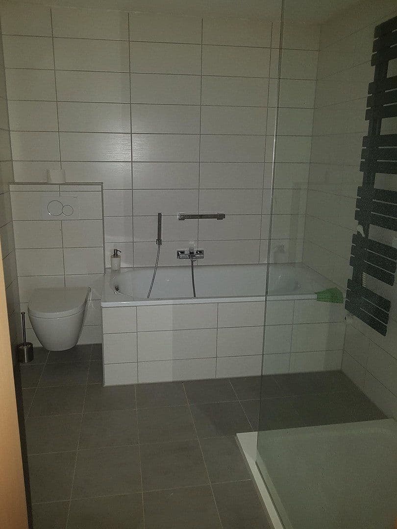 Predaj domu 198 m², pozemok 3.382 m², Kalbe (Milde), Sasko-Anhaltsko Predaj domu 198 m², pozemok 3.382 m², Kalbe (Milde), Sasko-Anhaltsko