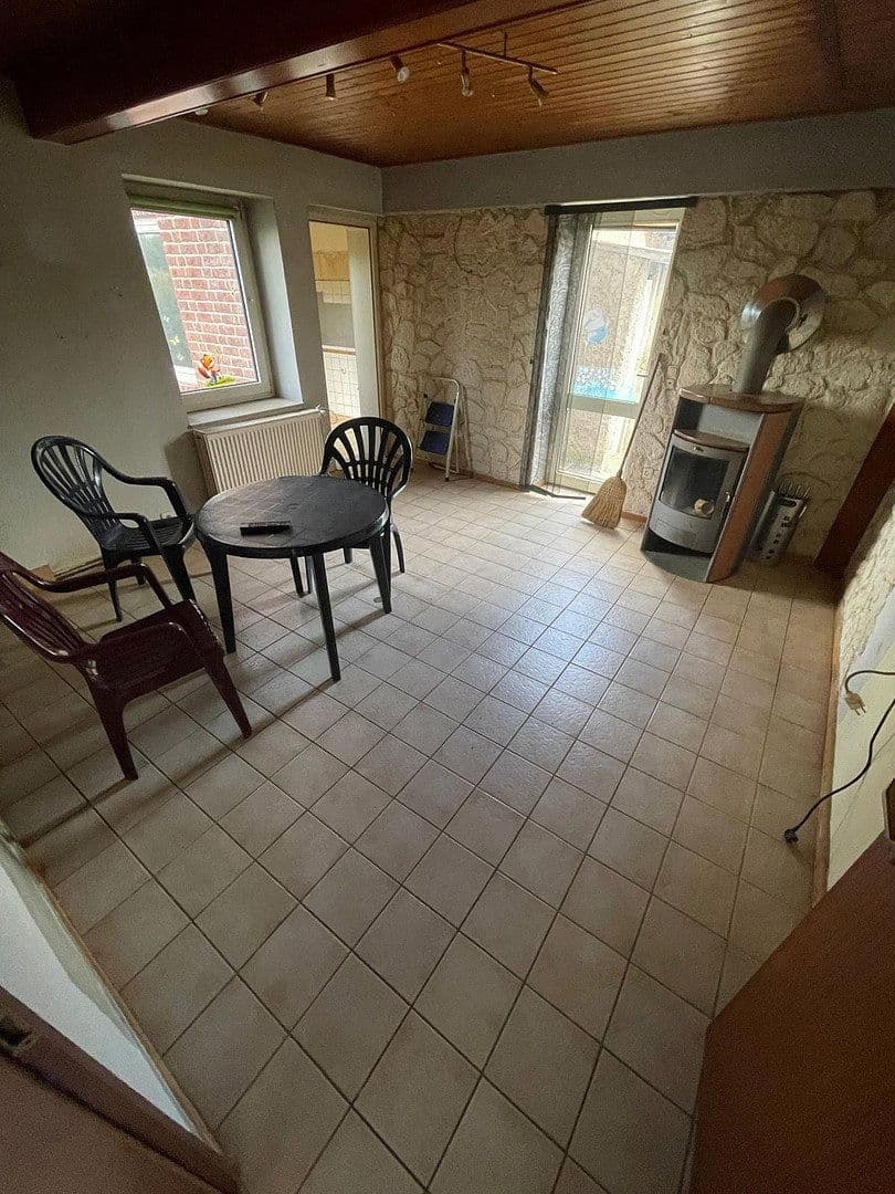 Predaj domu 198 m², pozemok 3.382 m², Kalbe (Milde), Sasko-Anhaltsko Predaj domu 198 m², pozemok 3.382 m², Kalbe (Milde), Sasko-Anhaltsko