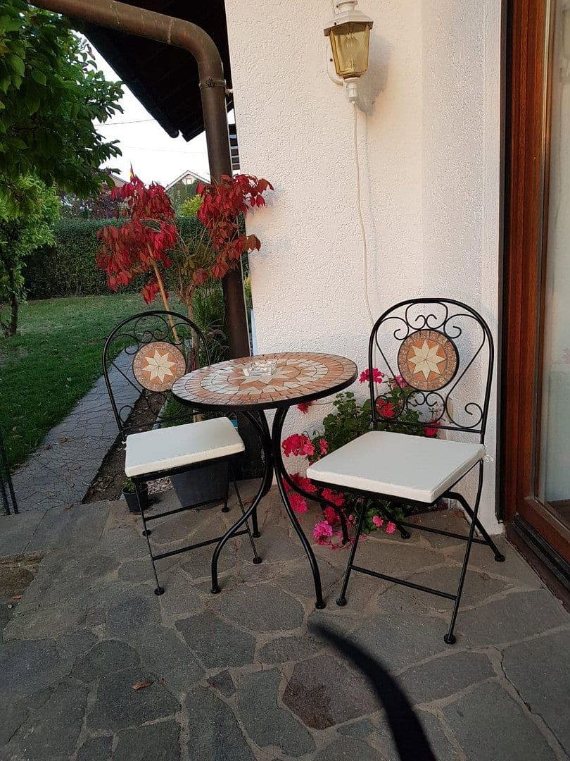 Predaj domu 270 m², pozemok 690 m², Oedheim, Bádensko-Wurttembersko Predaj domu 270 m², pozemok 690 m², Oedheim, Bádensko-Wurttembersko