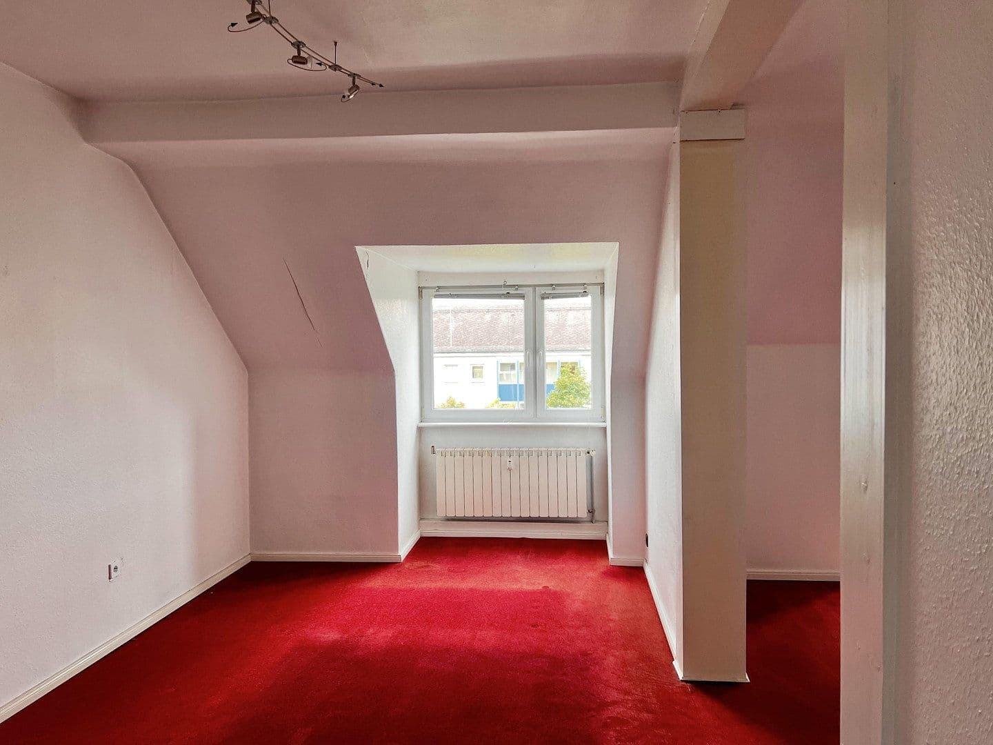 Predaj bytu 3-izbový 70 m², Reichsstraße 20A, Berlin, Berlín Predaj bytu 3-izbový 70 m², Reichsstraße 20A, Berlin, Berlín