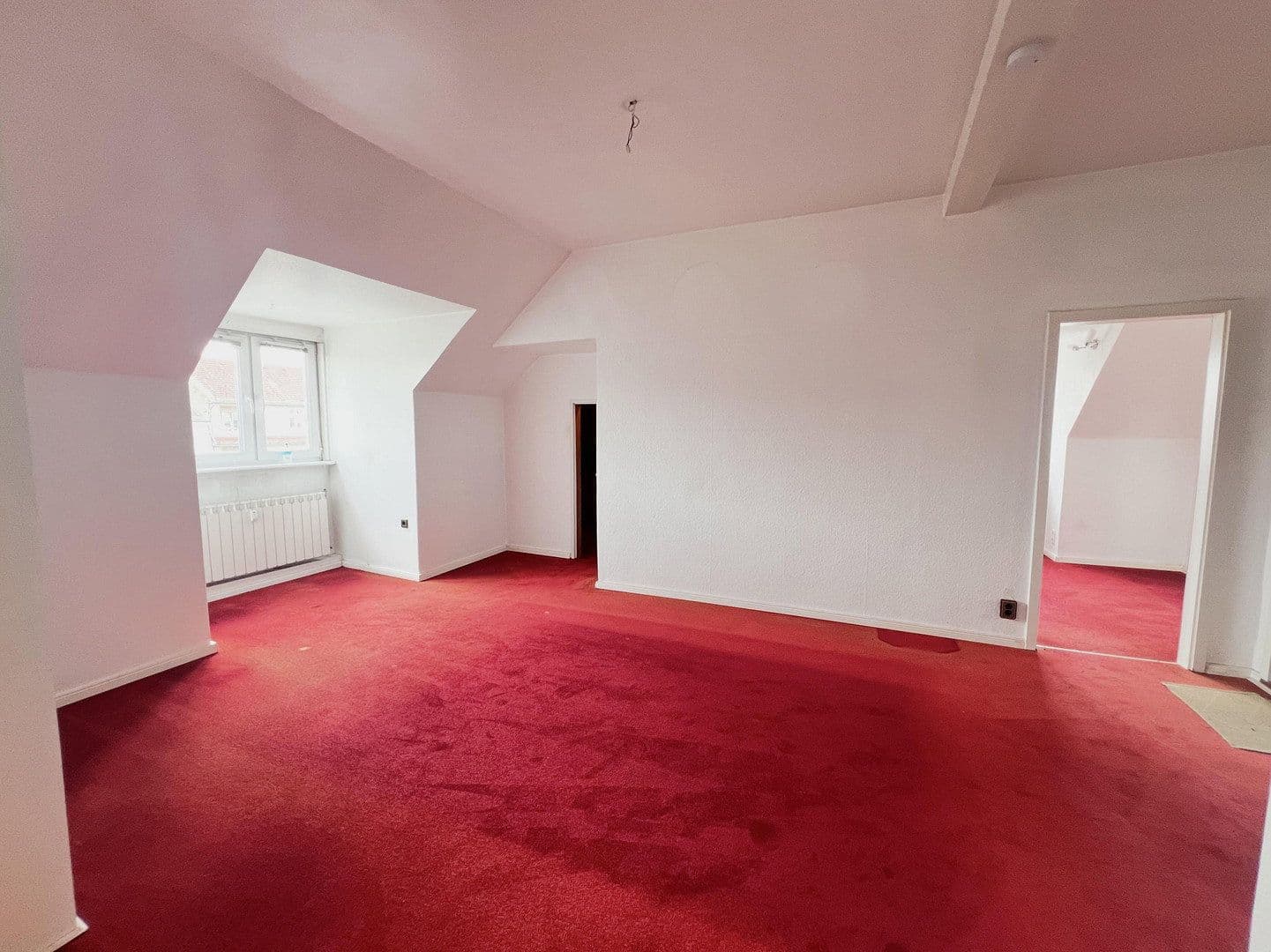 Predaj bytu 3-izbový 70 m², Reichsstraße 20A, Berlin, Berlín Predaj bytu 3-izbový 70 m², Reichsstraße 20A, Berlin, Berlín